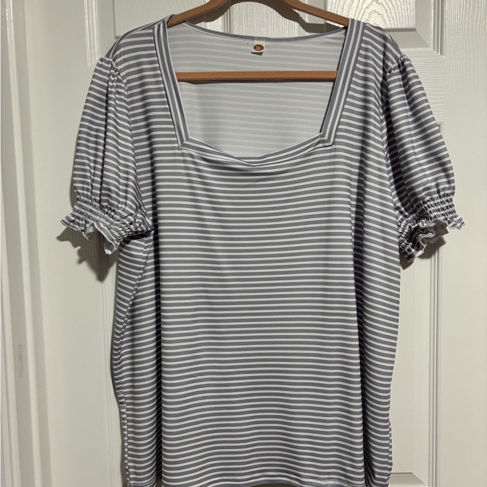 Women's Grayish Blue Striped Square Neck Top